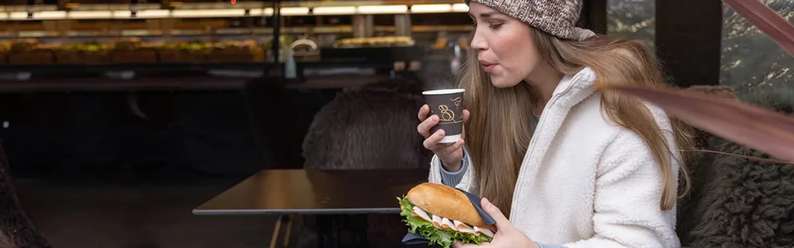 HKScan Vuosikertomus 2021 Hero