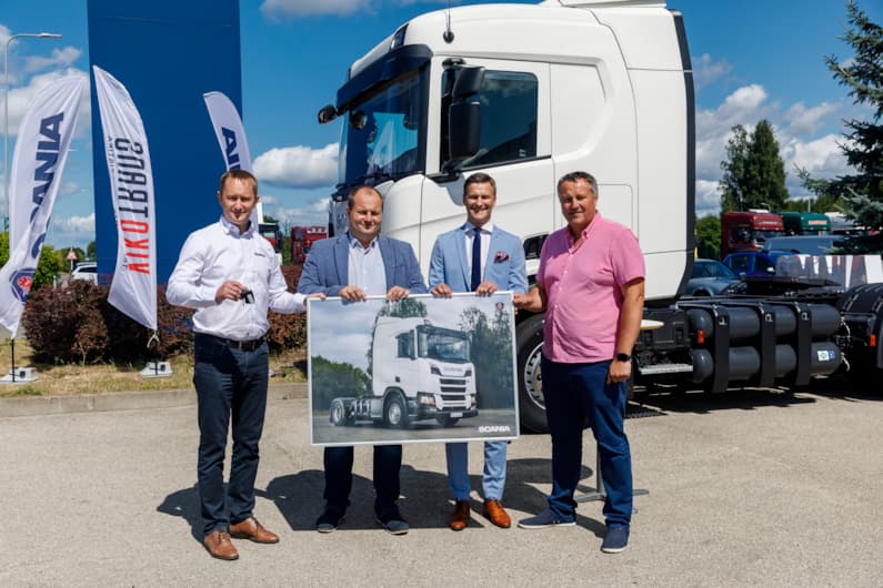 HKScan Latvia natural gas truck for delivering products