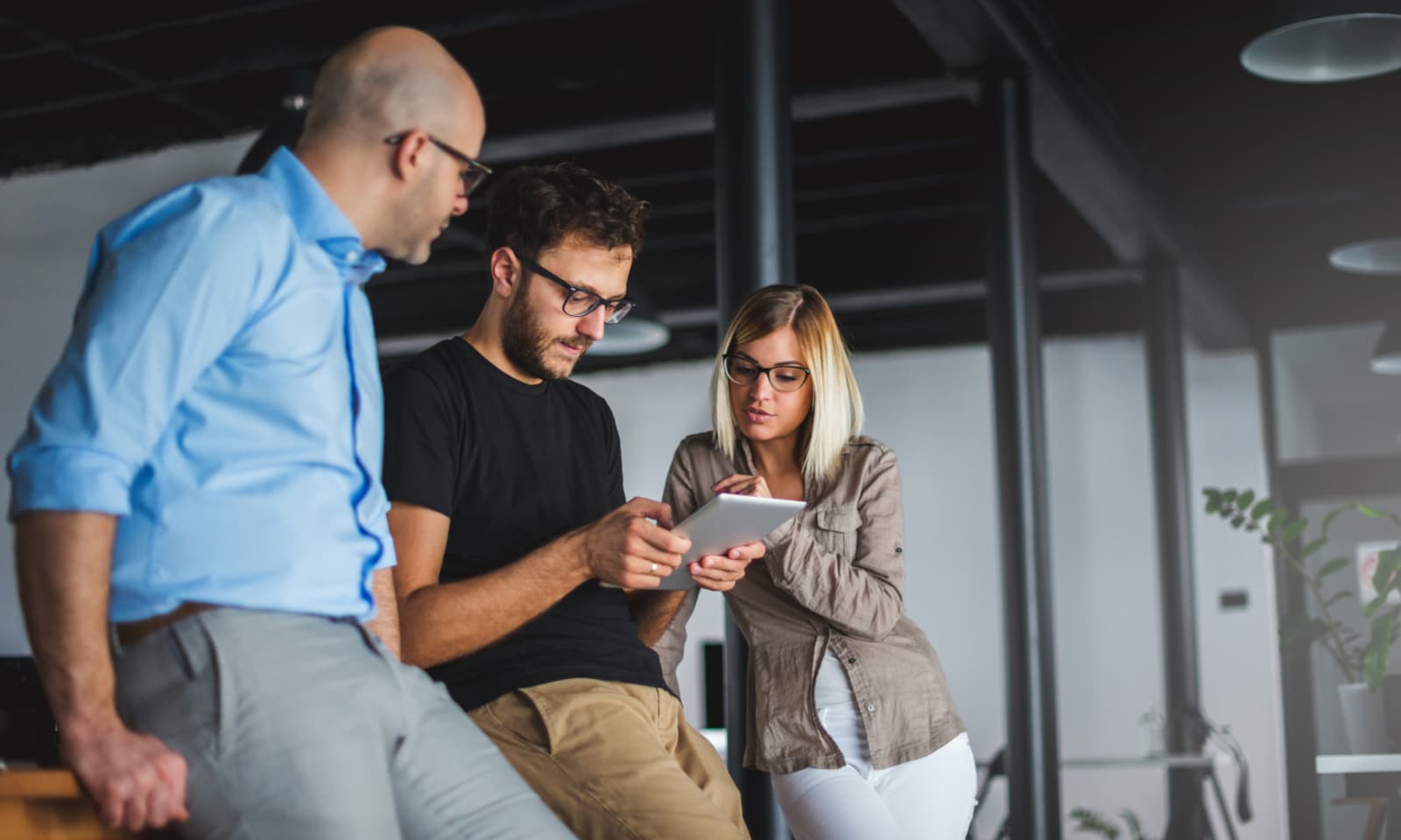 Lookign at a tablet (1)