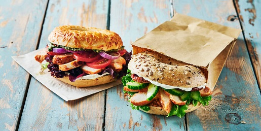 Stegte Skiver Brystfilet af BBQ i Bagel Godhjertet Skueret